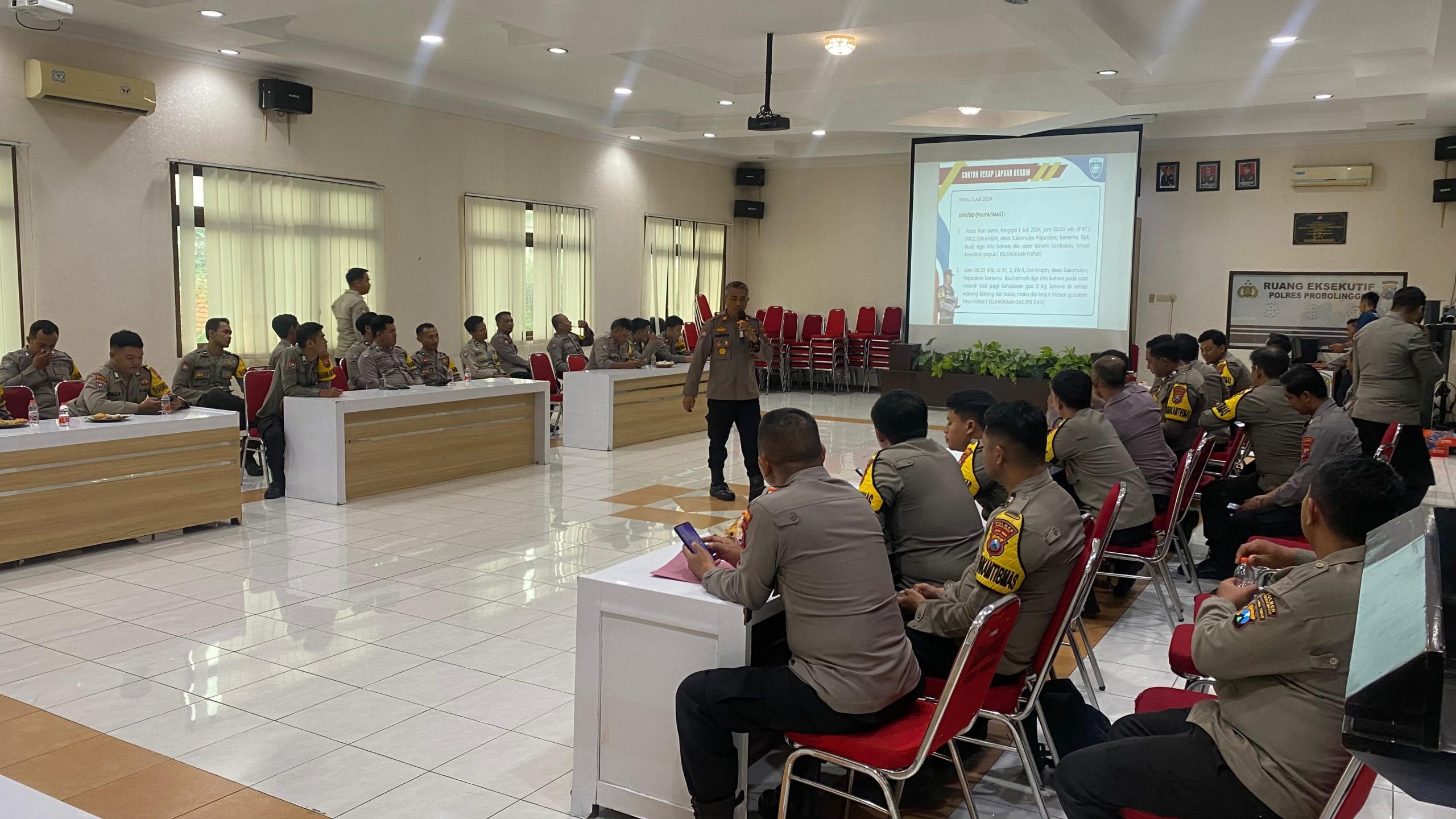 Acara di Aula Eksekutif Rupatama Polres Probolinggo