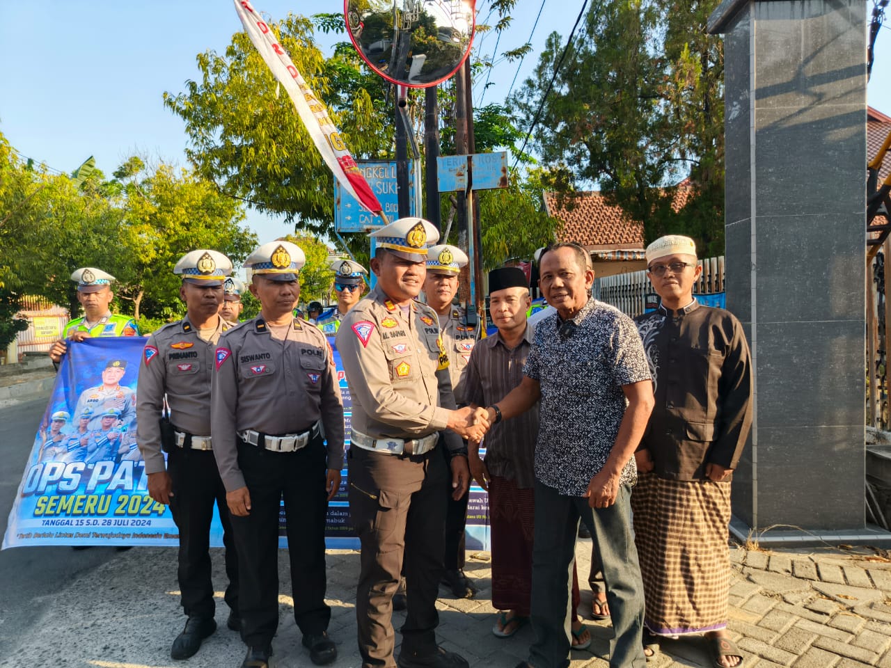 Polres Ngawi Saat Pasang Convex Mirror