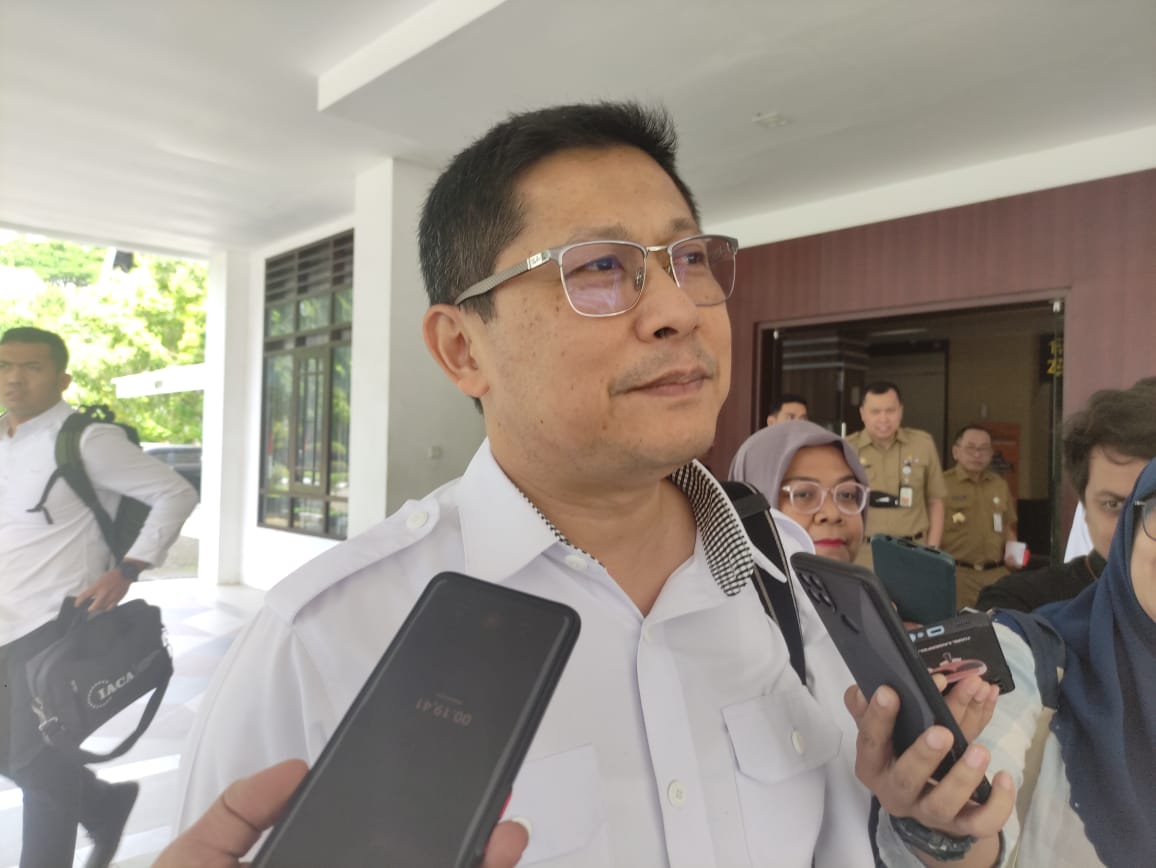 Wakil Direktur Tindak Pidana Korupsi (Wadirtipikor) Mabes Polri Komber Pol Aries Adiharsa Saat Wawancara di Hadapan Media