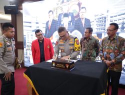 Tingkatkan SDM Unggul Bagi Anggota Polri, Polda Jatim Bersama Perguruan Tinggi Tandatangani Perjanjian Kerjasama