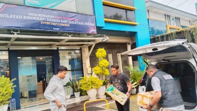 Anggota Polres Situbondo Saat Amankan Rokok Tanpa Pita Cukai