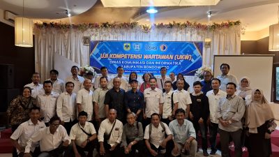 21 Peserta Uji Kompetensi Wartawan (UKW) Unitomo Dinyatakan Kompeten
