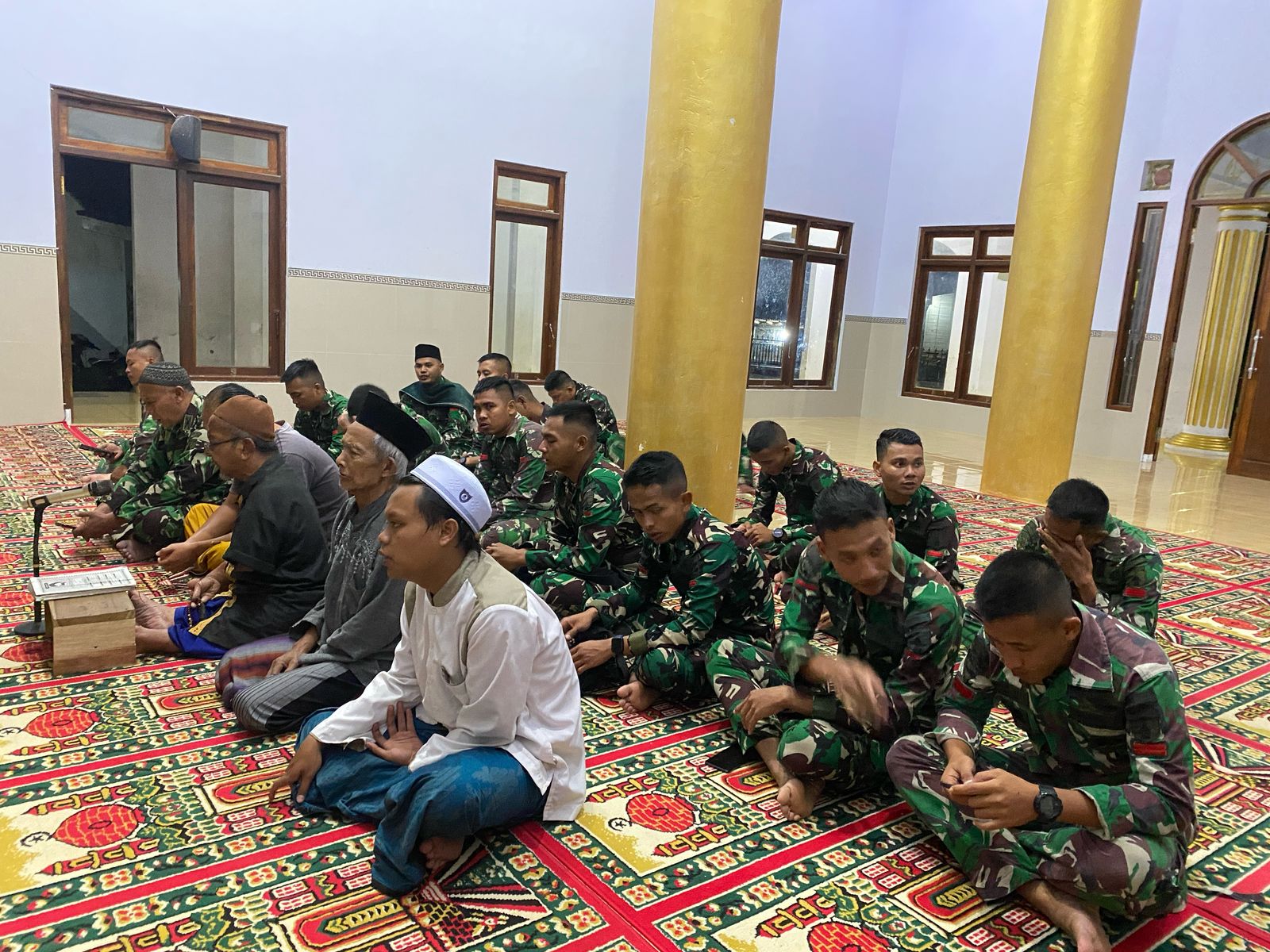 Satgas TMMD Saat Gelar Yasinan