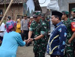 Kunjungan Wasev TMMD Mayjen TNI Candra Wijaya Mendapat Sambutan Hangat Masyarakat