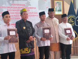 ‎Bupati Bondowoso Hadiri Acara Penyerahan Remisi HUT RI Ke-80 di Lapas Kelas IIB, Tampak Eks-Kadis BSBK Munandar‎‎