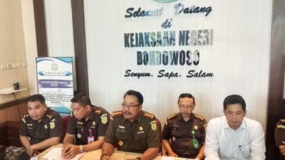 ‎Momen Hari Anti Korupsi Sedunia, Kejari Bondowoso Tetapkan Tersangka DD Kerugian Negara Capai 2 Milliar Lebih