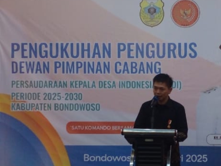 H.Kusnadi Ketua PKDI Sekaligus Kepala Desa Rejo Agung Saat Memberikan Sambutan