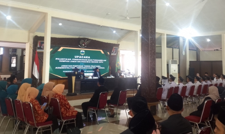 Suasana Pelantikan Pejabat Tinggi Pratama Pada Pemkab Bondowoso