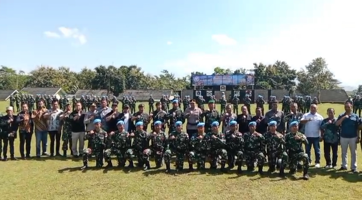 SATGAS YONMEX TNI/KONGA XXIII-T/UNIFIL LEBANON YONIF 514 SY/9/2KOSTRAD Bondowoso Saat Upacara Pelepasan