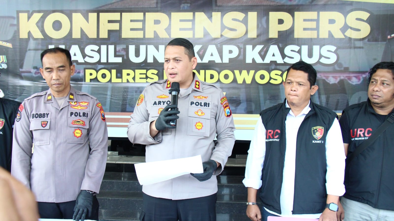 Konferensi Pers Polres Bondowoso