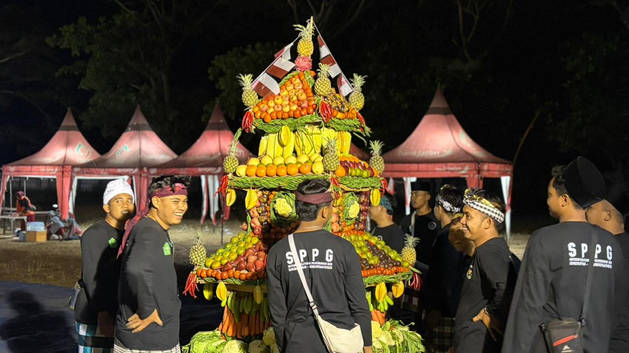 SPPG Yayasan Al Hidayah Dadapan Grujugan Bondowoso Raih Juara 1 Lomba Hias Ancak Maulid Nabi