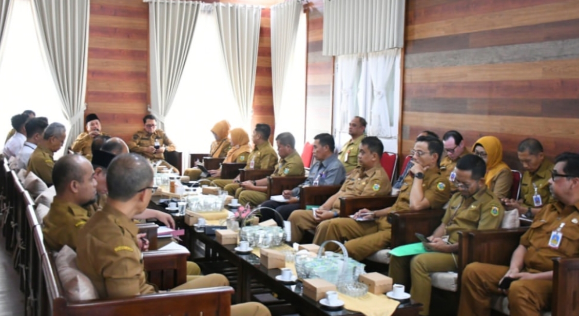 Evaluasi Besar-Besaran MBG Bondowoso: 3 SPPG Disuspend, Pemkab Dorong Bahan Baku Wajib Serap Produk Lokal