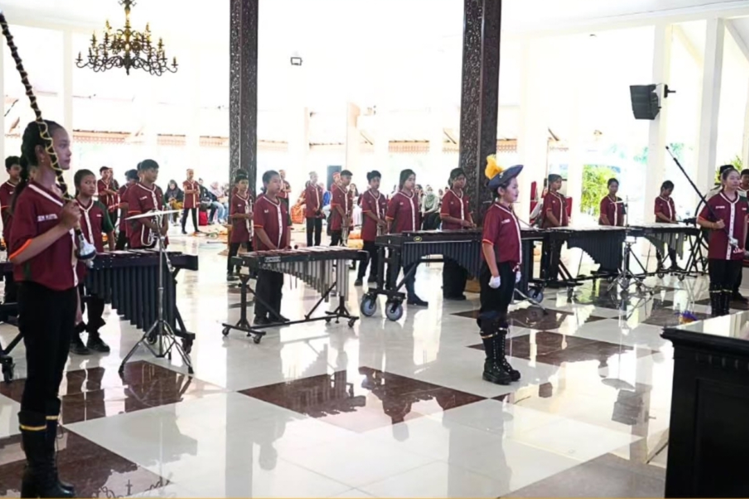 Raih Prestasi di Ijen Banyuwangi Fest IV 2026, Marching Band Gita Cita Melati SDN Kotakulon I Bondowoso Tuai Apresiasi Bupati